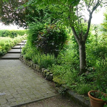 Land Und Leute Fritzlar Exterior foto